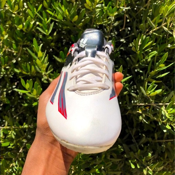 Messi 10.3 FG - Picture 2 of 12